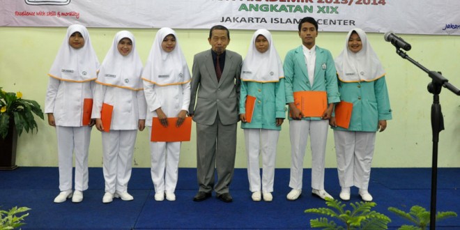 Mahasiswa Berprestasi Afektif 2014