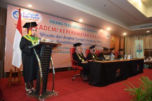 Wisuda dan Angkat Sumpah Angkatan XXVI AKPER Bina Insan
